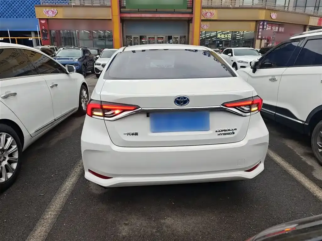 Toyota Corolla 2023 из CN, фото 9