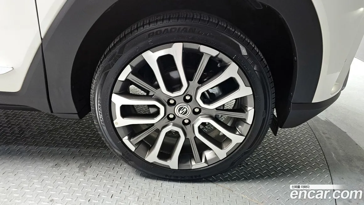 KG Mobility (Ssangyong) Torres 2023 из KR, фото 7