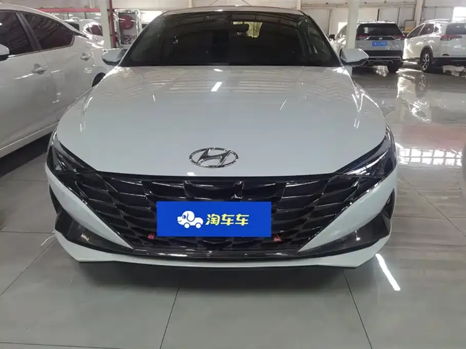 Hyundai Elantra 2023 из CN, фото 7