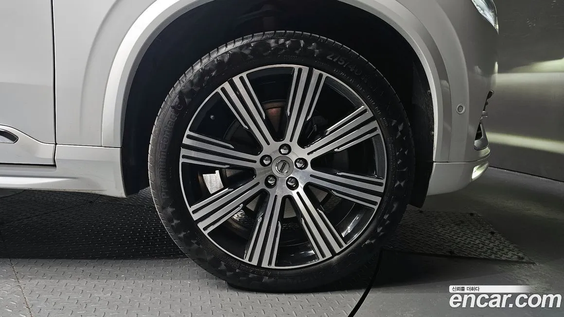 Volvo XC90 2023 из KR, фото 5