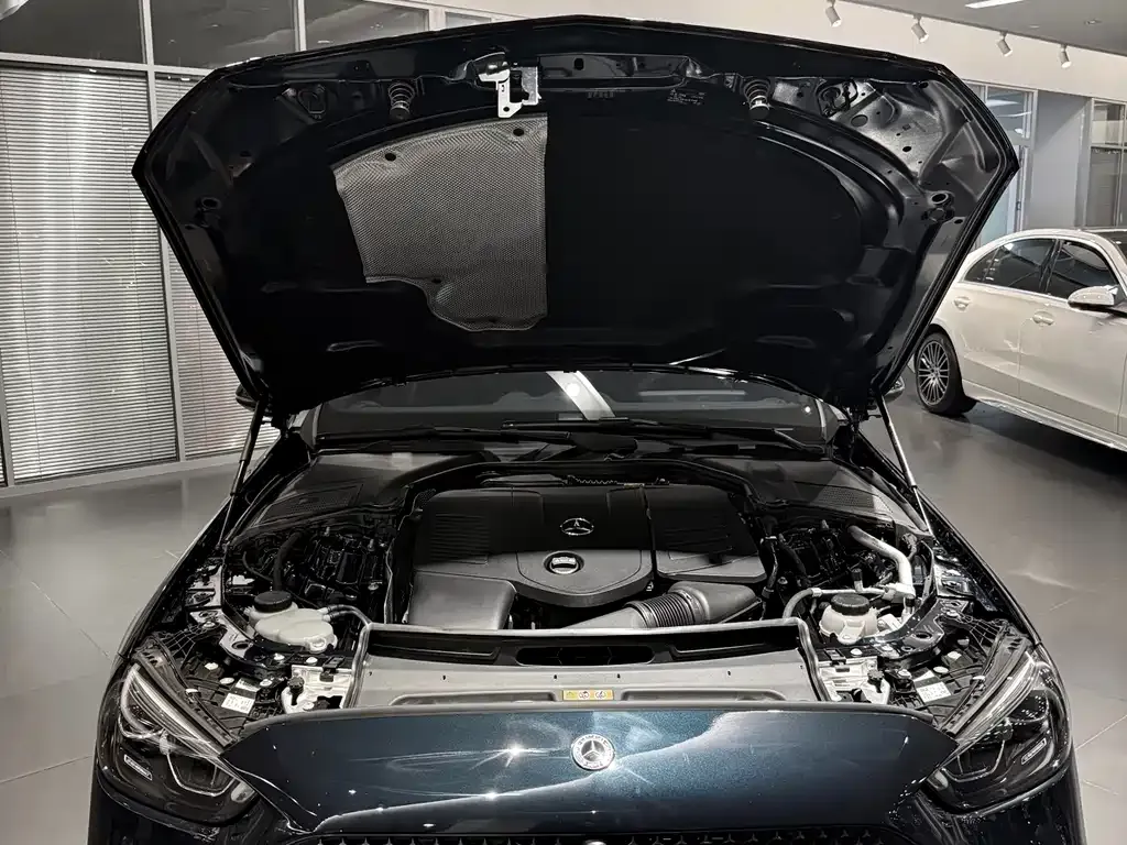 Mercedes-Benz C-Class 2023 из CN, фото 9