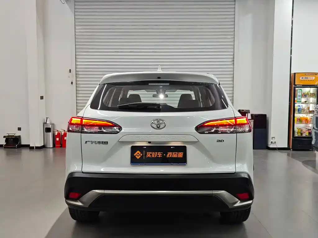 Toyota Frontlander 2022 из CN, фото 2