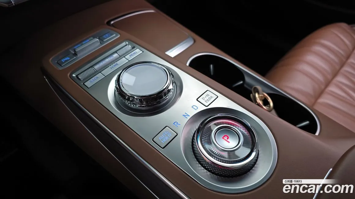Genesis GV70 — фото 4