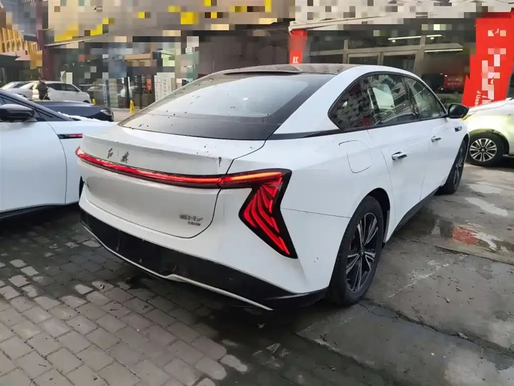 Hongqi EH7 2024 из CN, фото 4