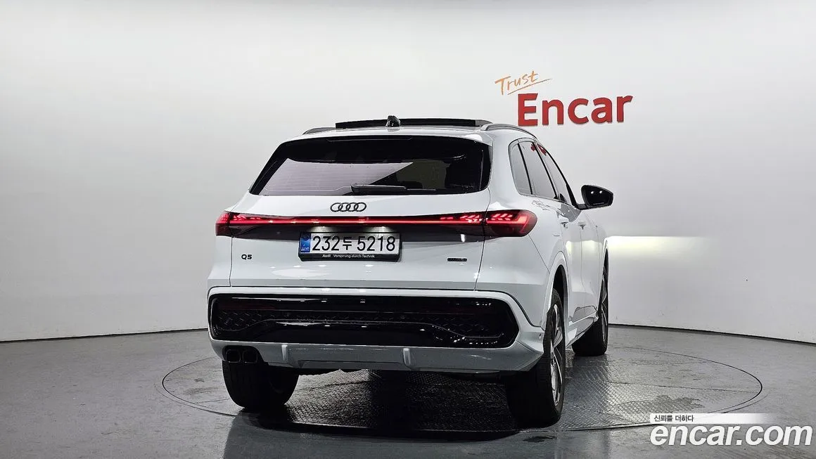 Audi Q5 2025 из KR, фото 2