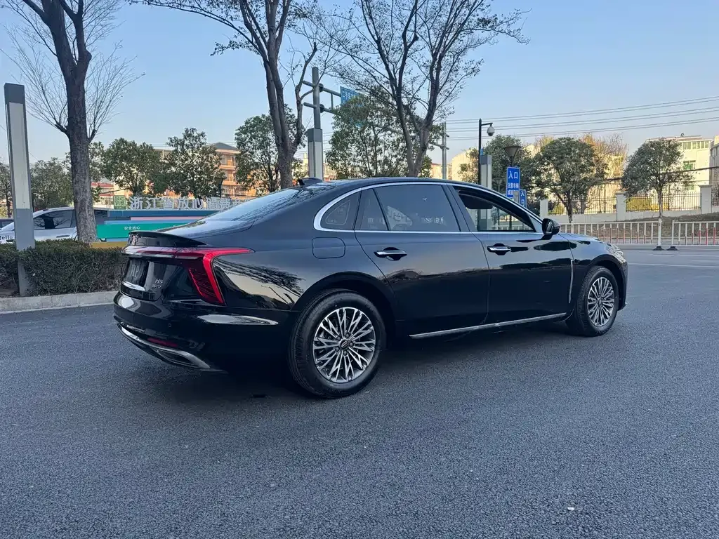 Hongqi H5 2025 из CN, фото 10
