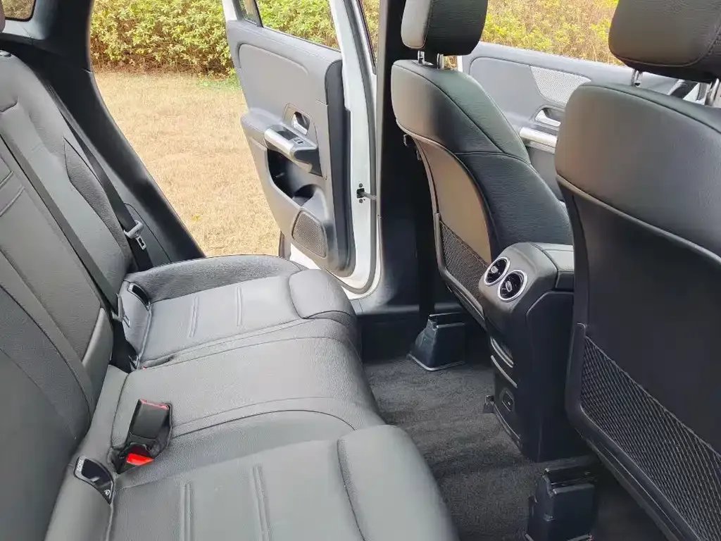 Mercedes-Benz GLA 2022 из CN, фото 9