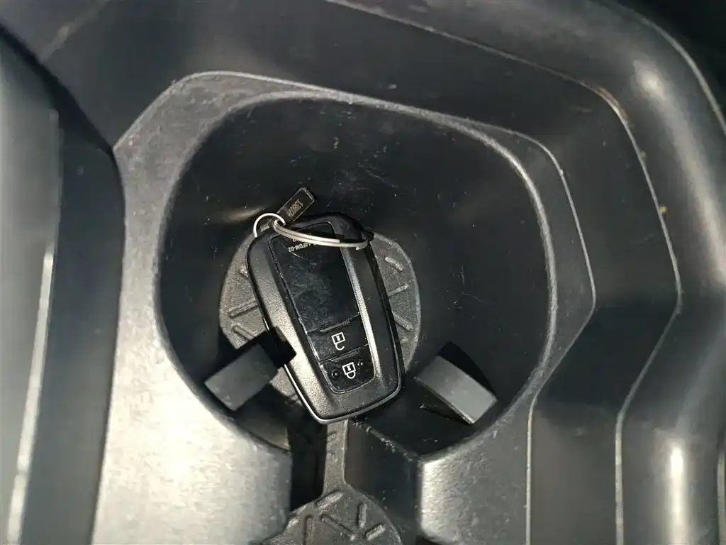 Toyota RAV4 2021 из CN, фото 3