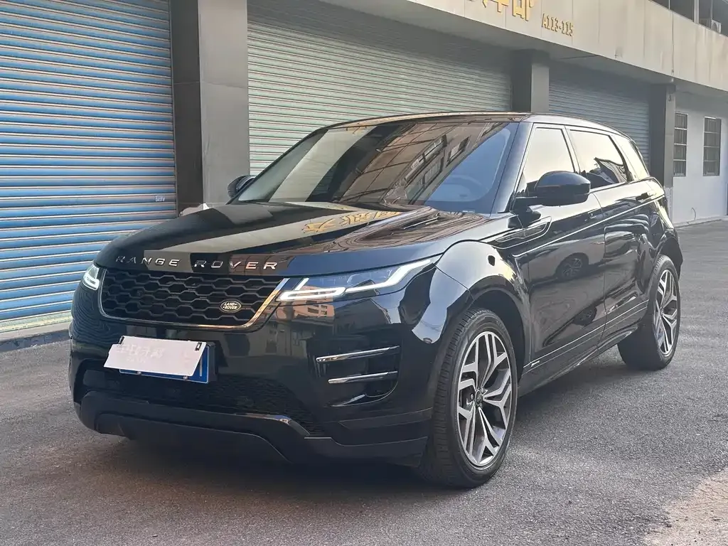 Land Rover Evoque — фото 1