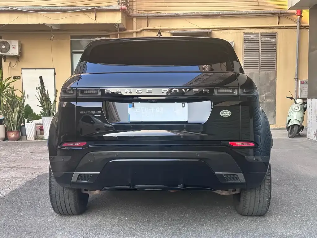 Land Rover Evoque — фото 8