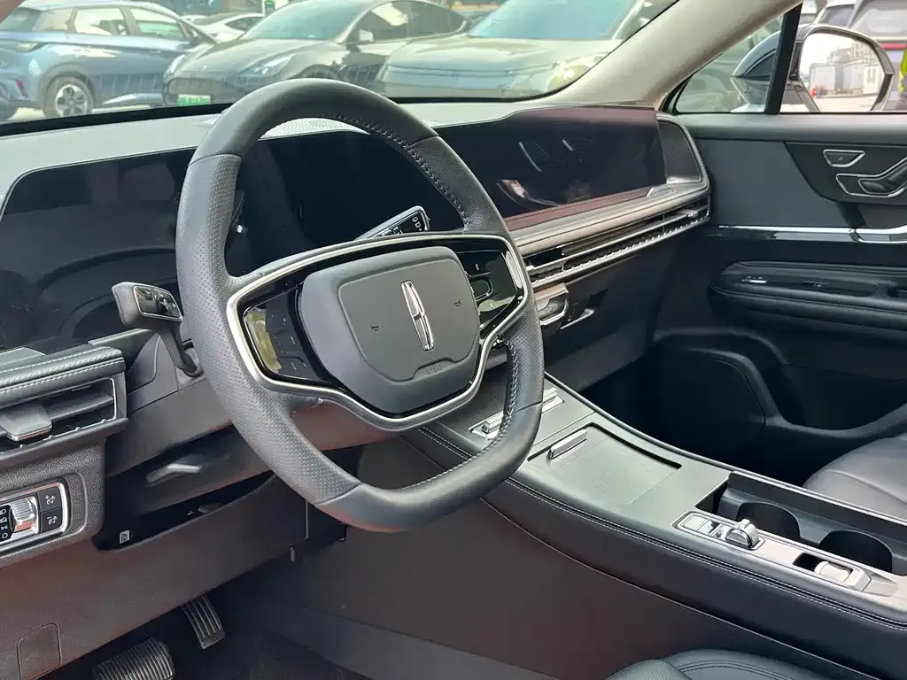 Lincoln Corsair 2023 из CN, фото 8
