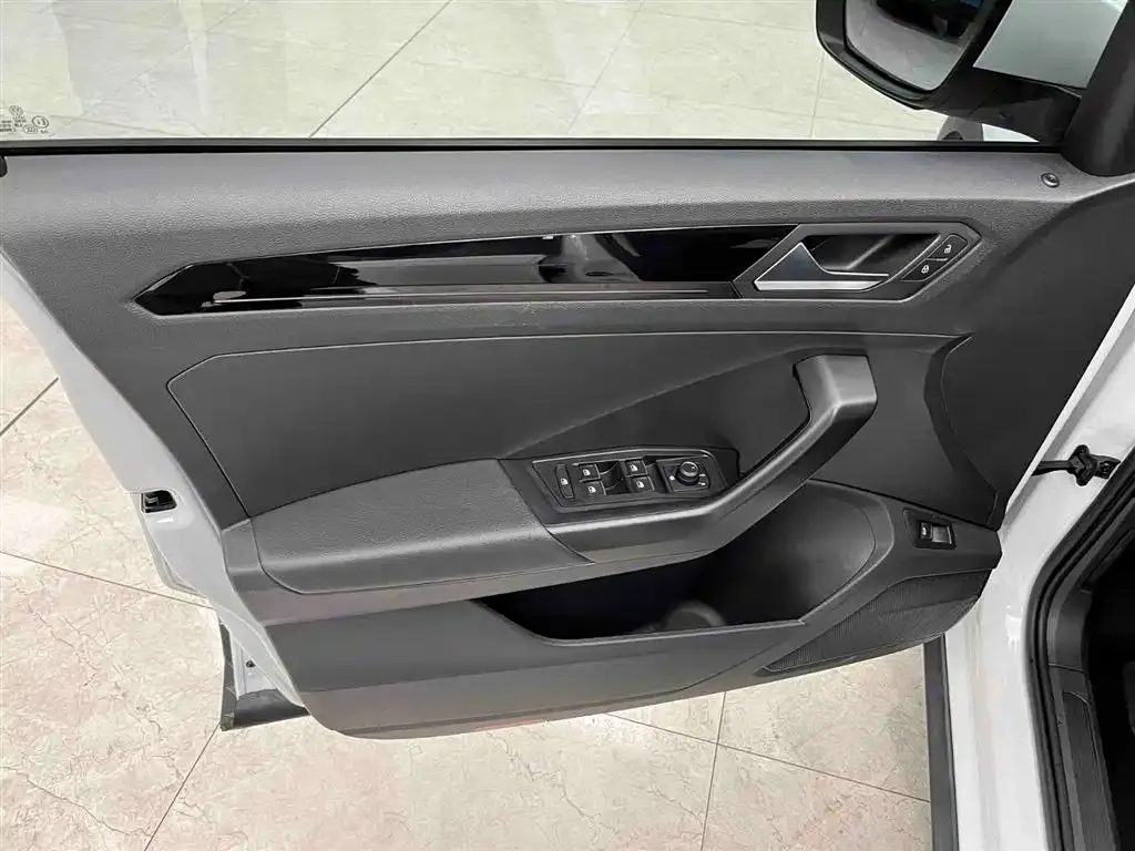 [object Object] T-Roc 2022 из CN, фото 10