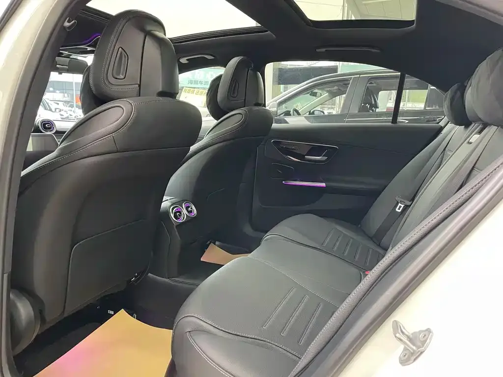 Mercedes-Benz C-Class 2023 из CN, фото 2