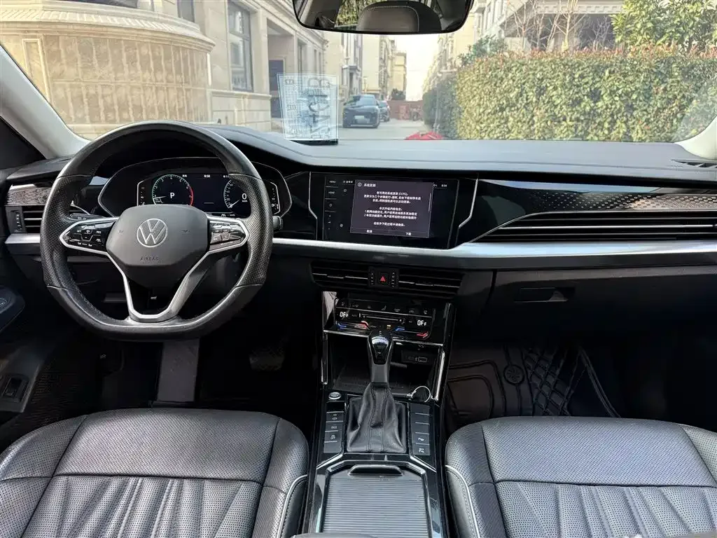 Volkswagen Passat 2023 из CN, фото 6
