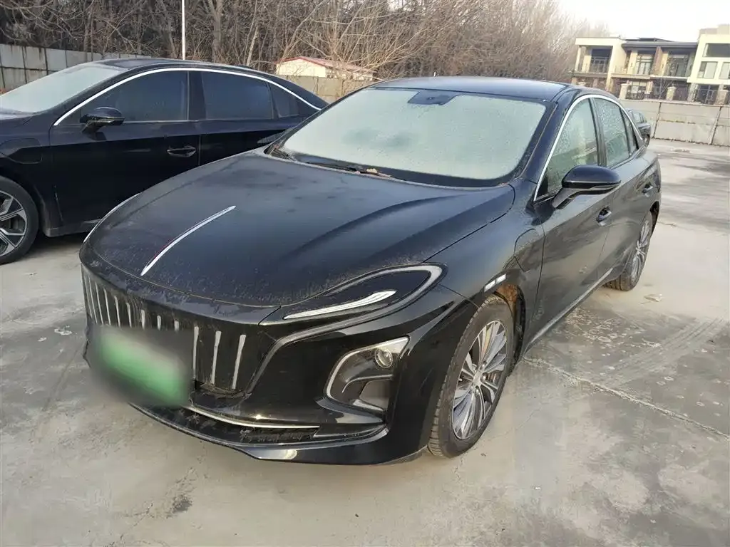Hongqi E-QM5 — фото 3