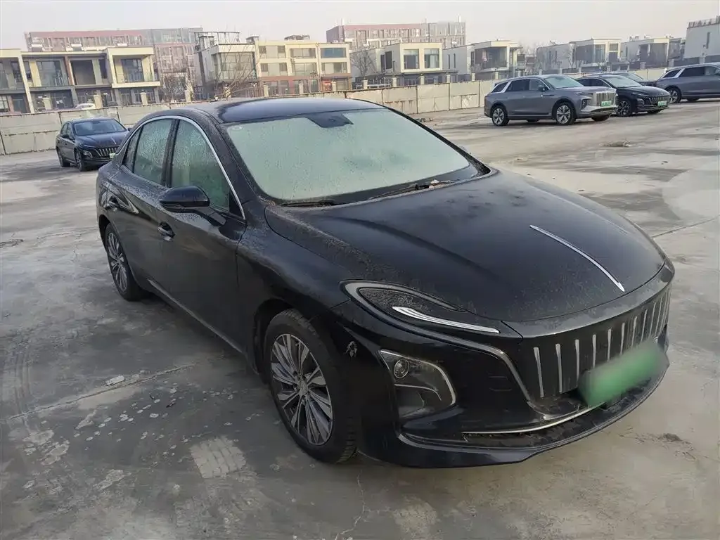 Hongqi E-QM5 — фото 4