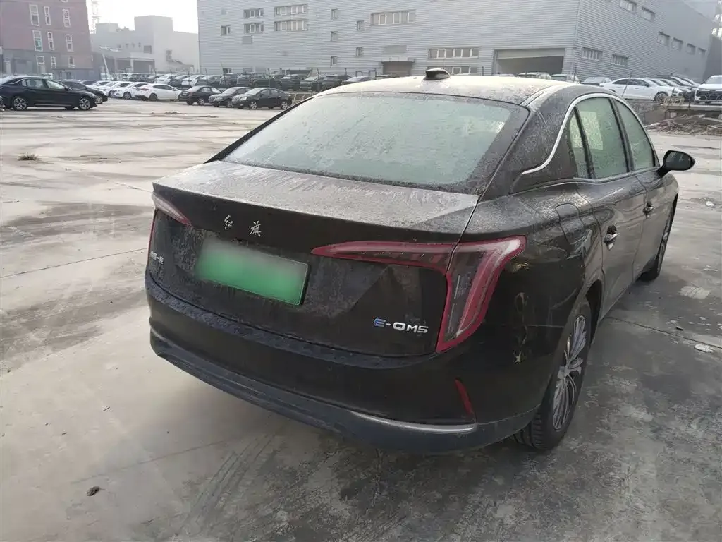 Hongqi E-QM5 — фото 10