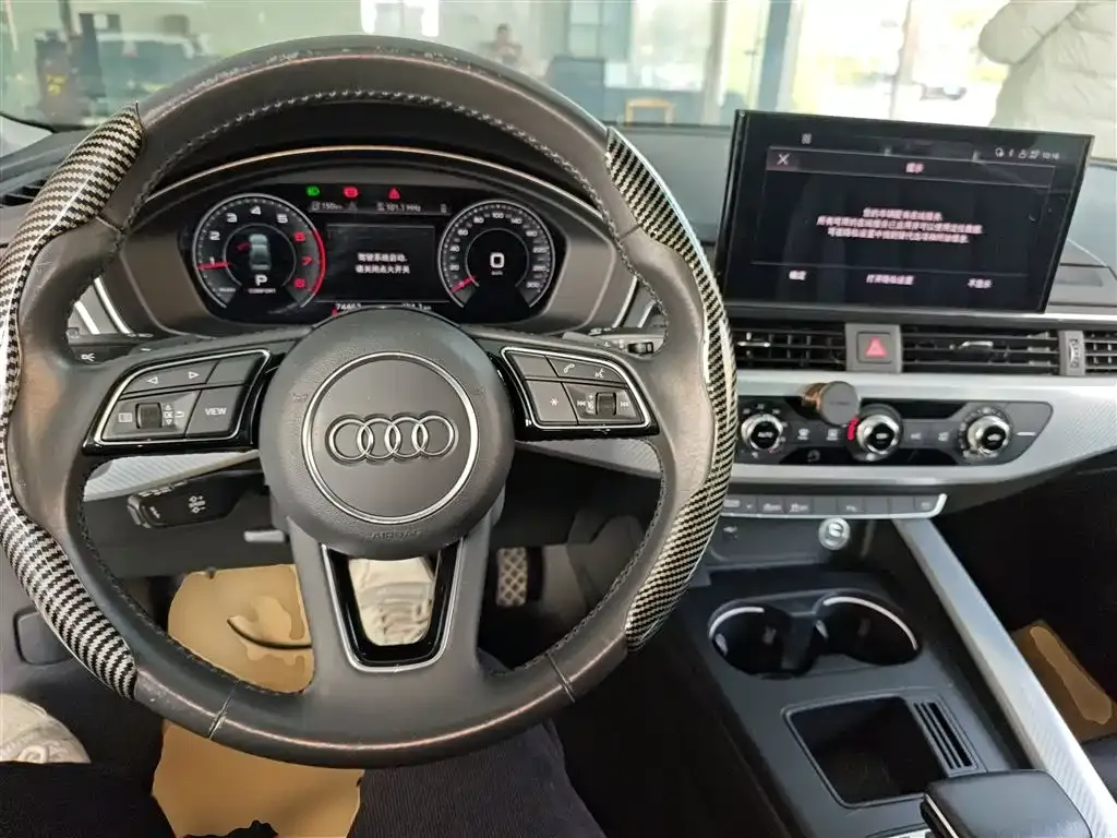 Audi A4L 2021 из CN, фото 10