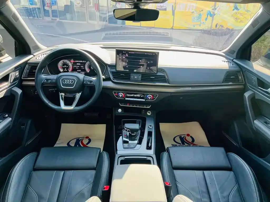 Audi Q5L 2022 из CN, фото 5