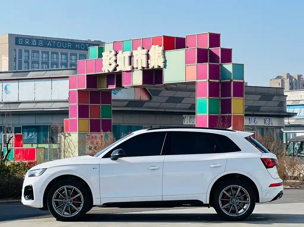 Audi Q5L 2022 из CN, фото 8