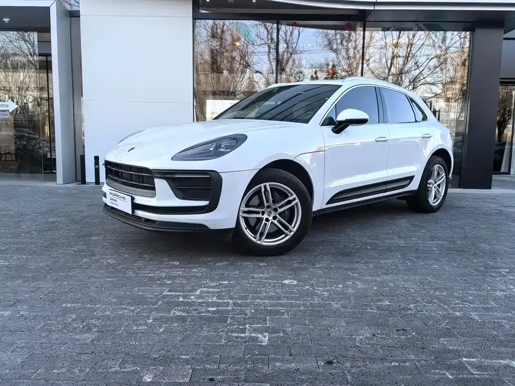 Porsche Macan — фото 1