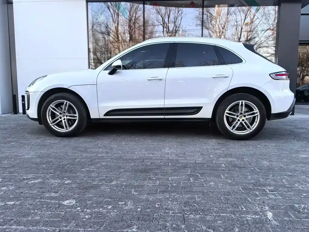 Porsche Macan — фото 8