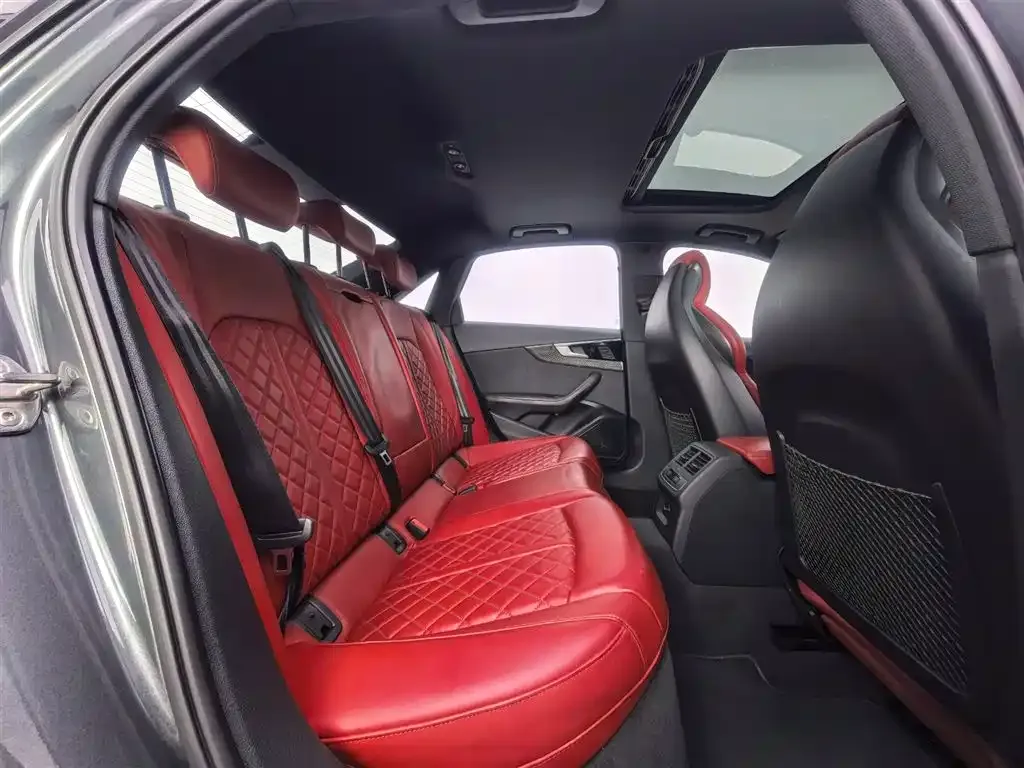 Audi S4 2024 из CN, фото 7