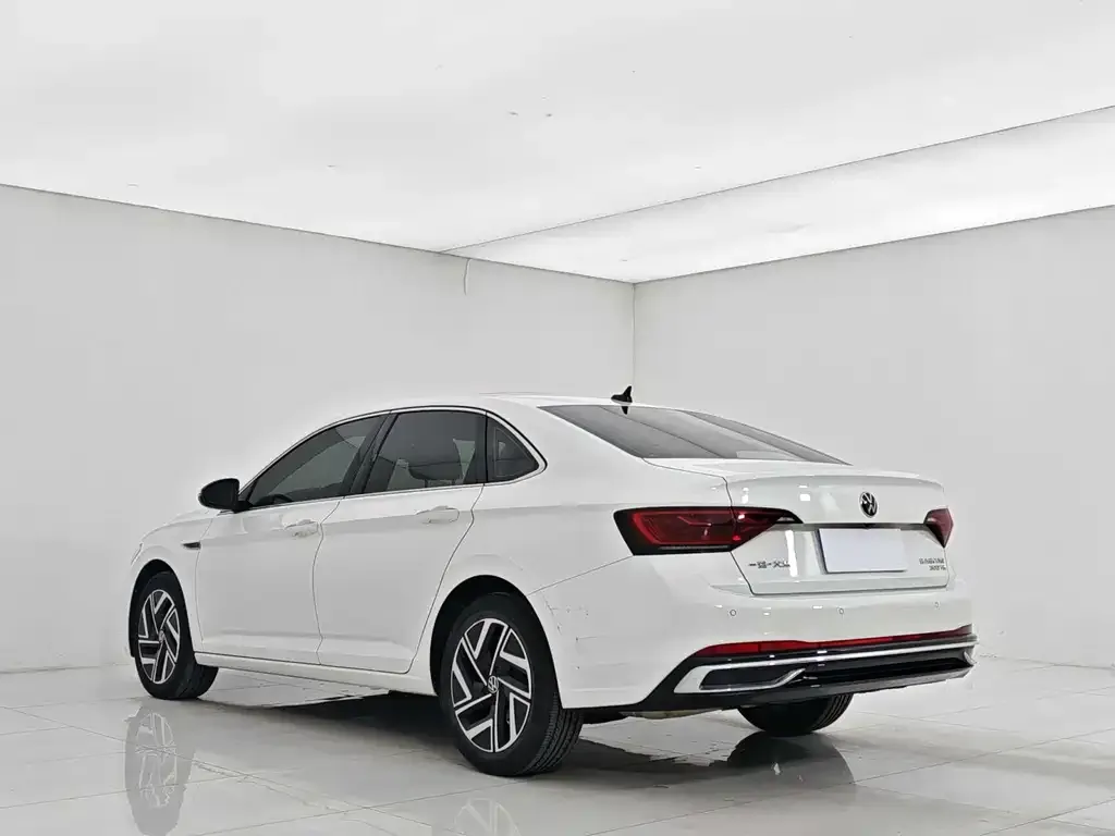 Volkswagen Sagitar 2023 из CN, фото 5