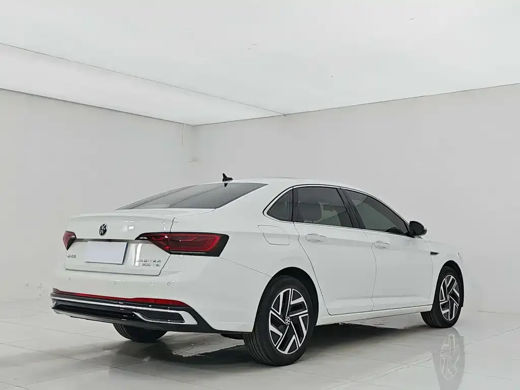 Volkswagen Sagitar 2023 из CN, фото 10