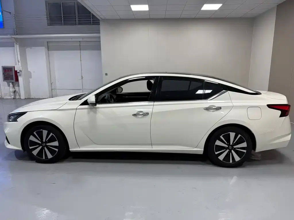 Nissan Teana 2021 из CN, фото 2