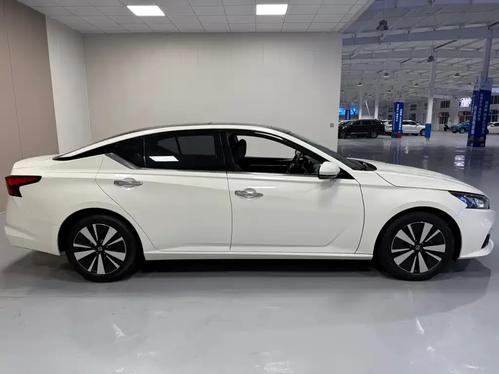 Nissan Teana 2021 из CN, фото 4