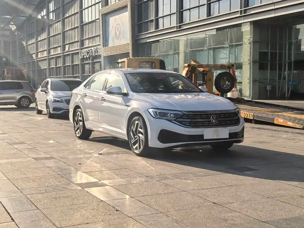 Volkswagen Sagitar 2023 из CN, фото 3