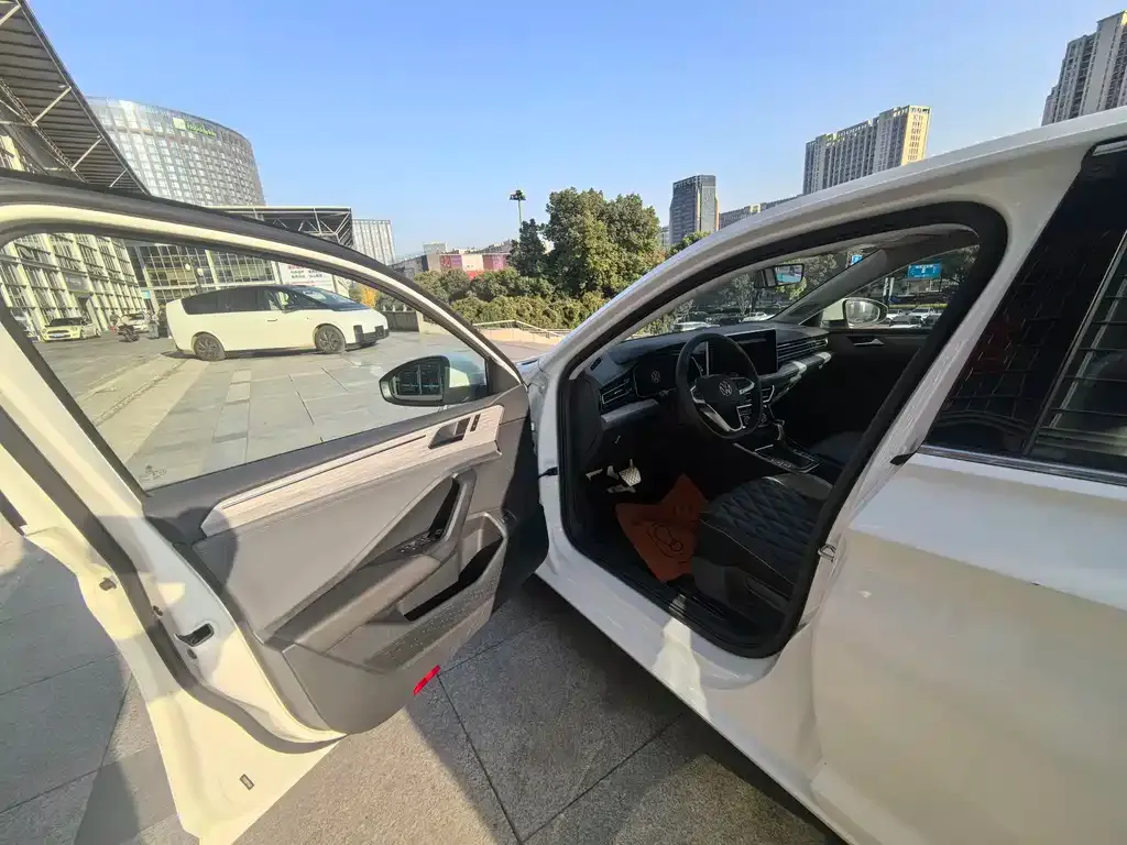 Volkswagen Sagitar 2023 из CN, фото 5