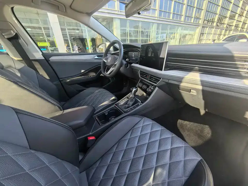 Volkswagen Sagitar 2023 из CN, фото 8