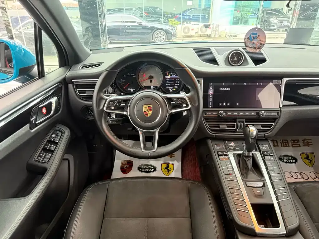Porsche Macan 2021 из CN, фото 10