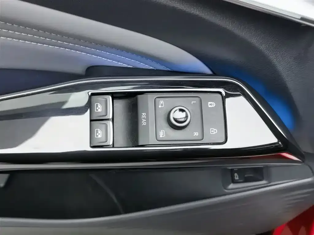 Volkswagen ID.4 Crozz 2023 из CN, фото 2