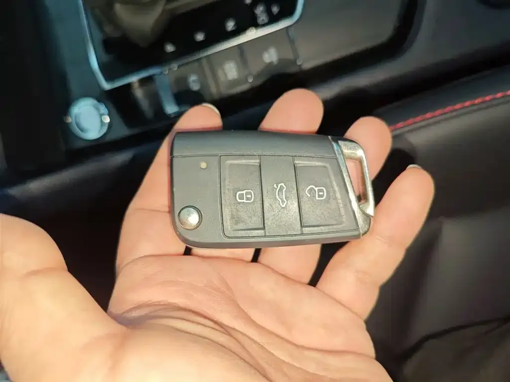 Volkswagen Tharu 2023 из CN, фото 8