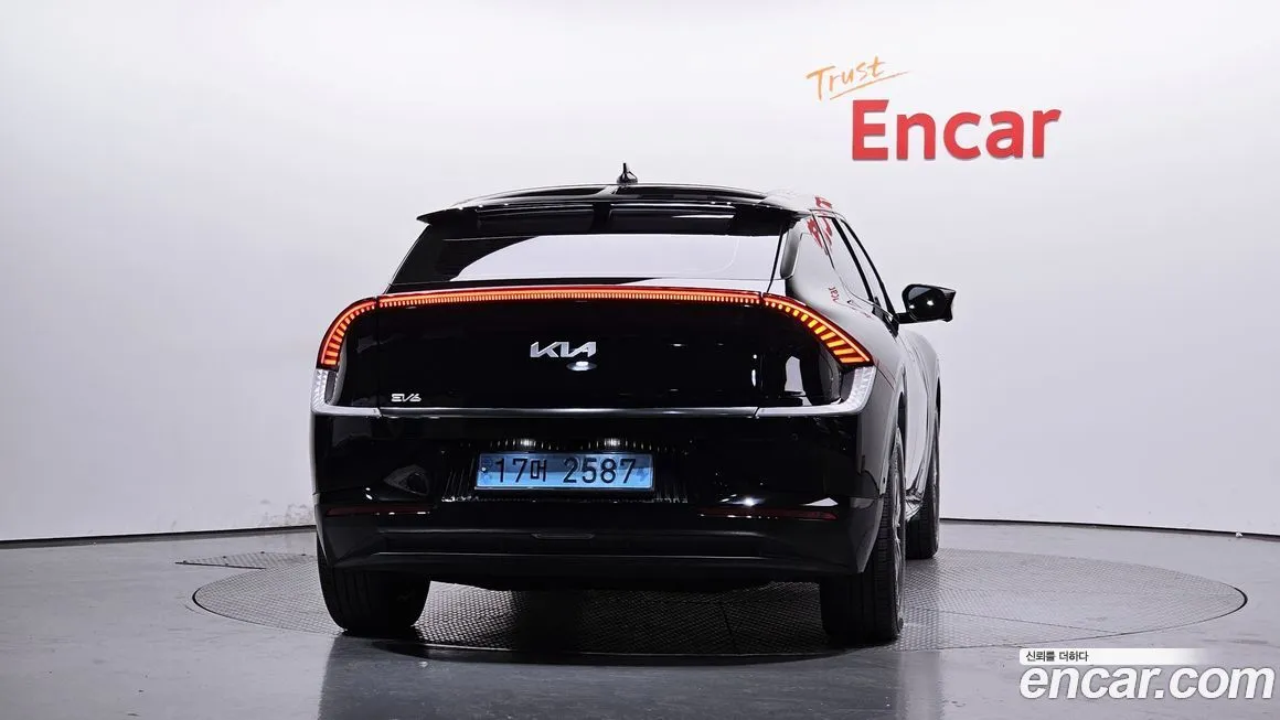 Kia EV6 — фото 2