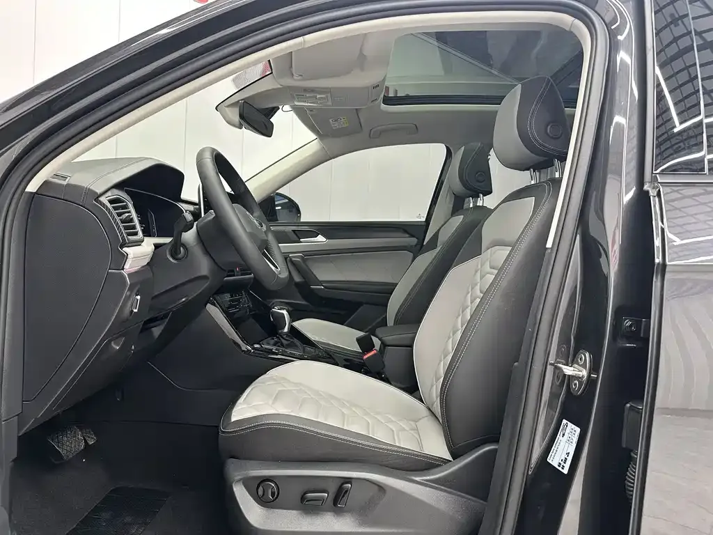 Volkswagen Tayron 2022 из CN, фото 9