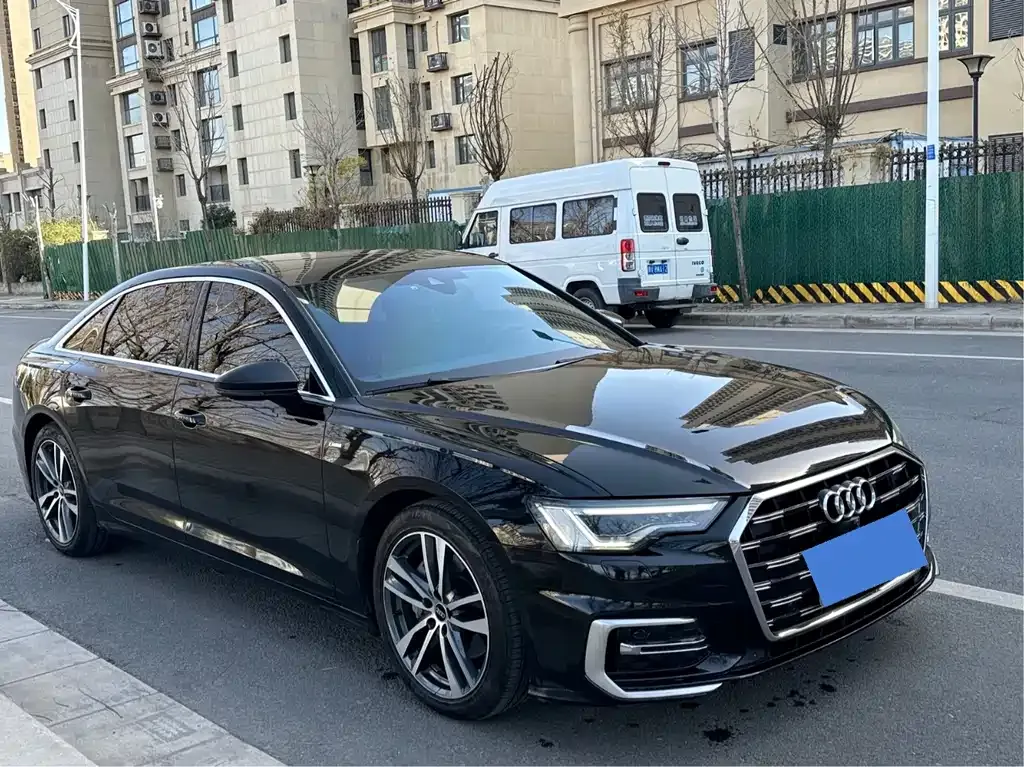 Audi A6L 2023 из CN, фото 3