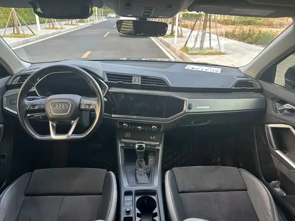 Audi Q3 2022 из CN, фото 8