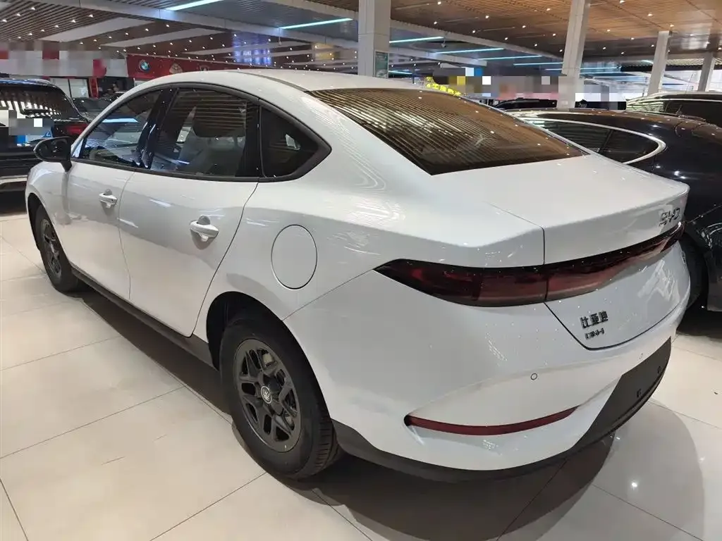BYD Qin PLUS 2025 из CN, фото 5