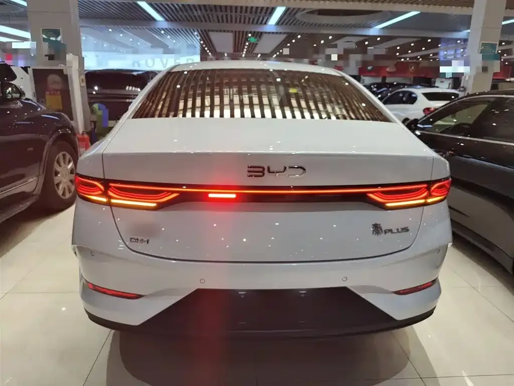 BYD Qin PLUS 2025 из CN, фото 6