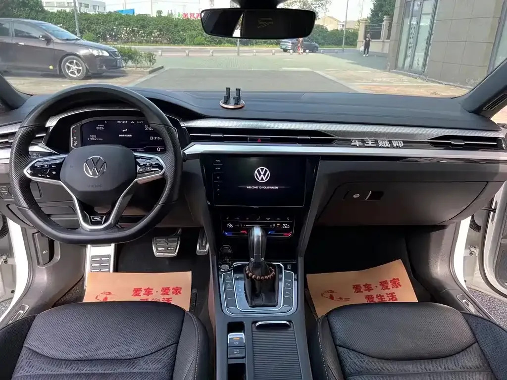Volkswagen CC 2023 из CN, фото 5