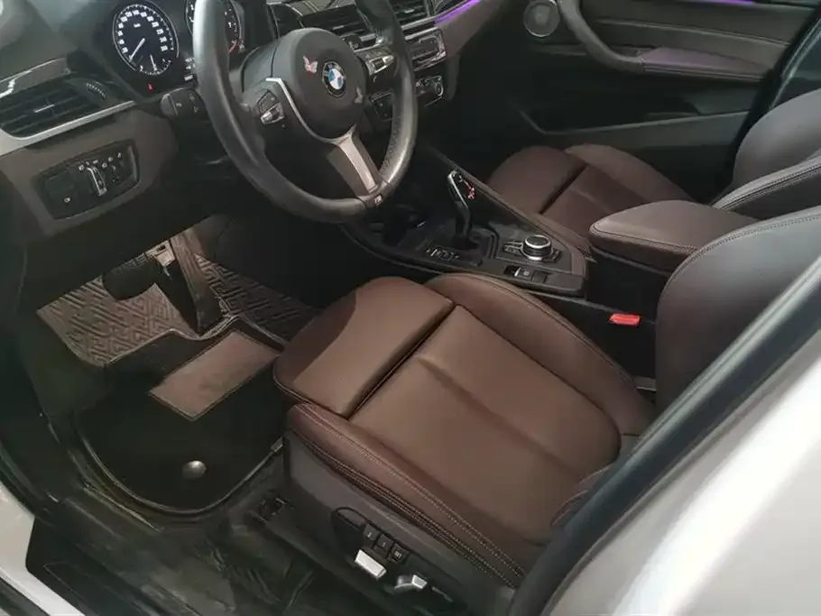 BMW X1 2022 из CN, фото 4