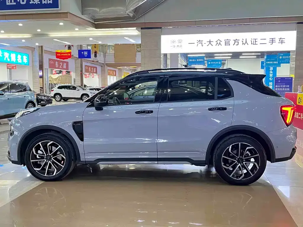 Lynk & Co 01 EM-P 2022 из CN, фото 3