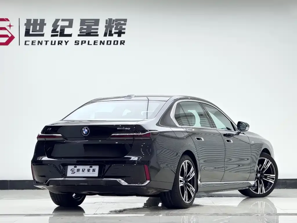 BMW i7 2025 из CN, фото 3