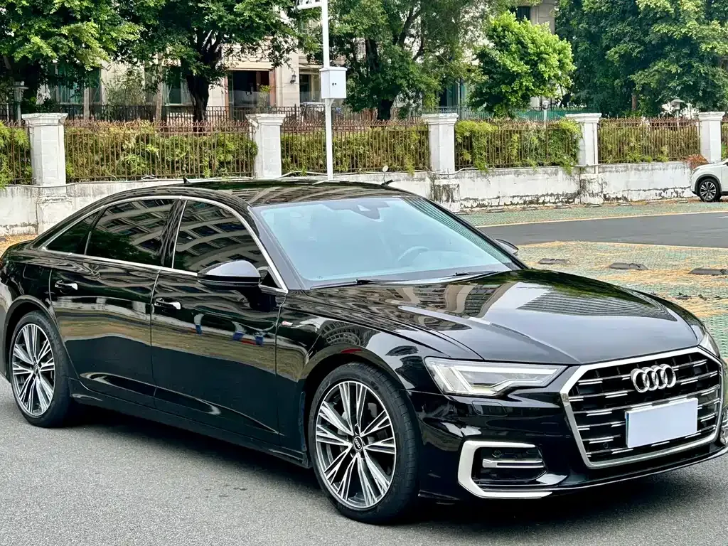 Audi A6L 2023 из CN, фото 5