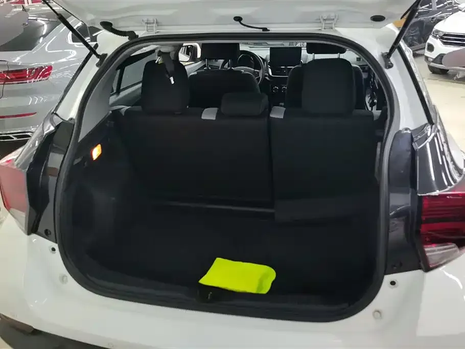 Toyota Yaris L 2023 из CN, фото 2