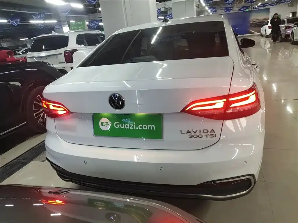 Volkswagen Lavida 2023 из CN, фото 3